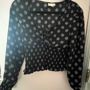Maison Jules Blouse

• polka dot
• pattern